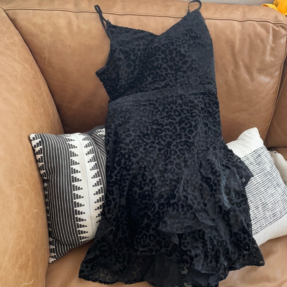 Banana Republic black leopard dress